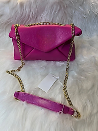 Kadın Kapaklı Zincir Askılı Omuz ve Çapraz Çanta 25x20x10 cm –  Fuşya FUŞYA