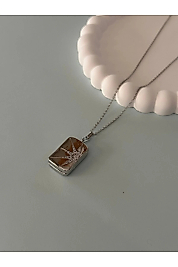 Özel Seri Zirkon Taşlı Dikdörtgen Üzeri Kuzey Yıldız Detaylı Madalyon Kolye (56 Cm)